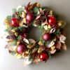 Christmas wreath with baubles - Image 2