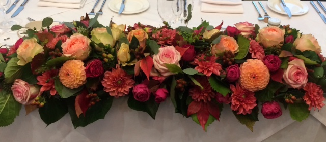 toptable arrangement in autumn colours